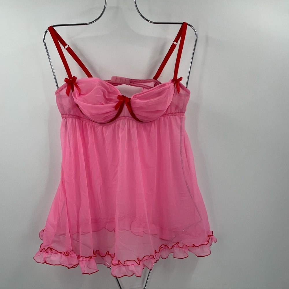 VICTORIA’S SECRET HOT PINK LINGERIE